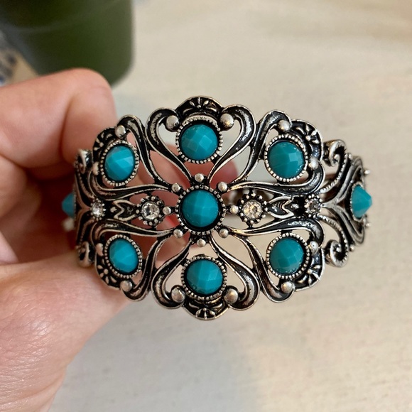 Turquoise Bangle - Picture 2 of 4